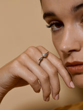 Load image into Gallery viewer, White Gold Pearl Spike Ring with White Diamonds