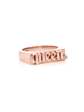 Load image into Gallery viewer, Rose Gold Queen Stacker Ring with White Diamond